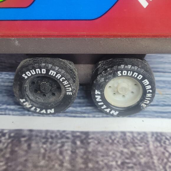 Nylint thunder rumbler Pressed Steel Semi Trailer multi color - Picture 6 of 11